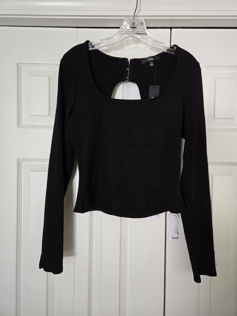 NWT Lulu's Black Long-Sleeve Ribbed Cutout Top